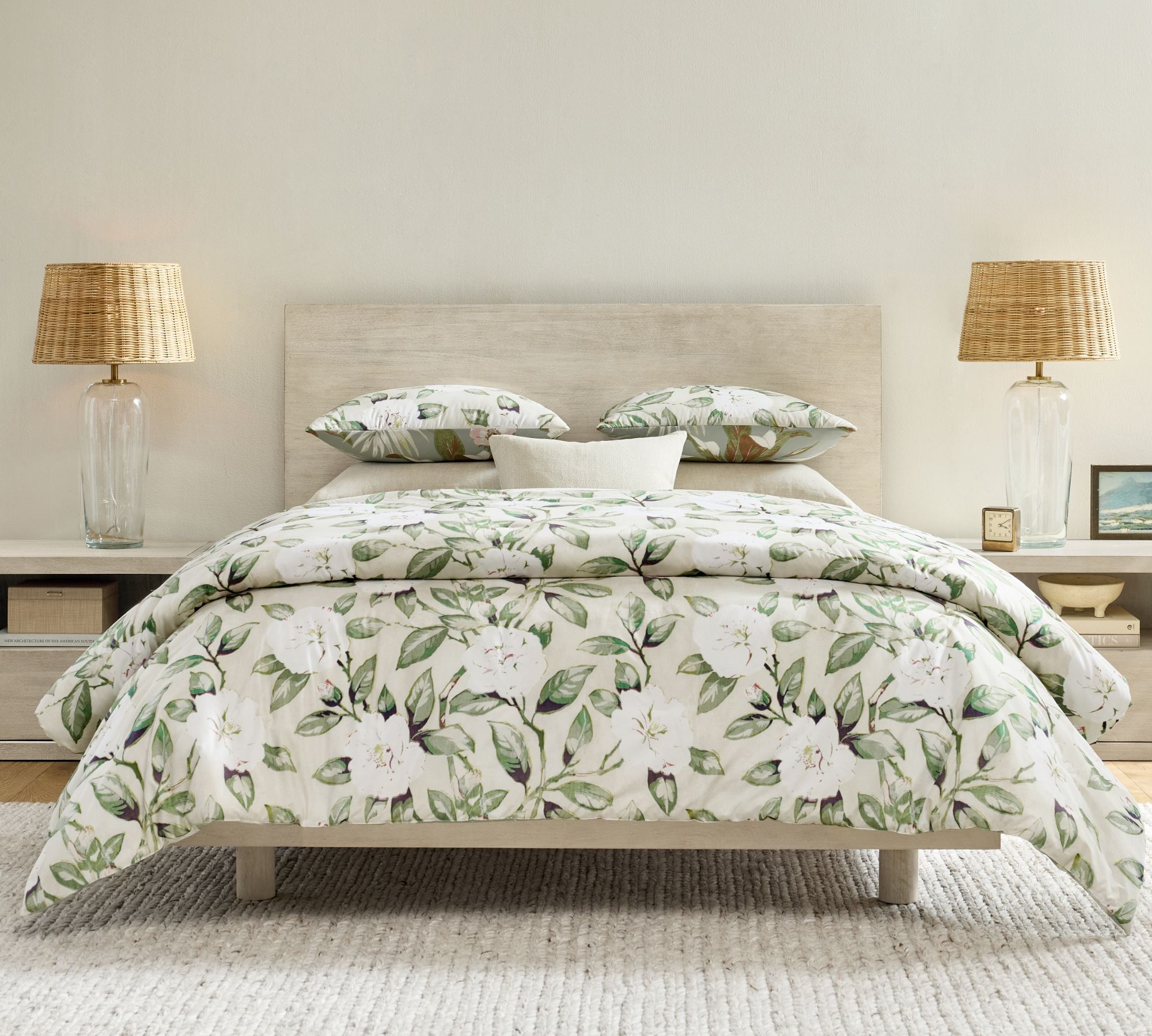 Sidney Reversible Organic Percale Comforter & Shams