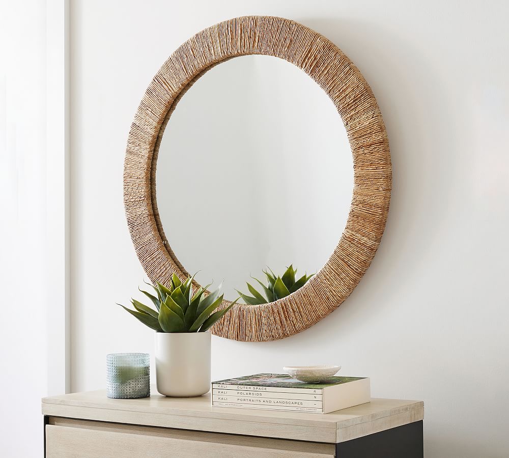 Malibu Handwoven Seagrass 40&quot; Round Wall Mirror
