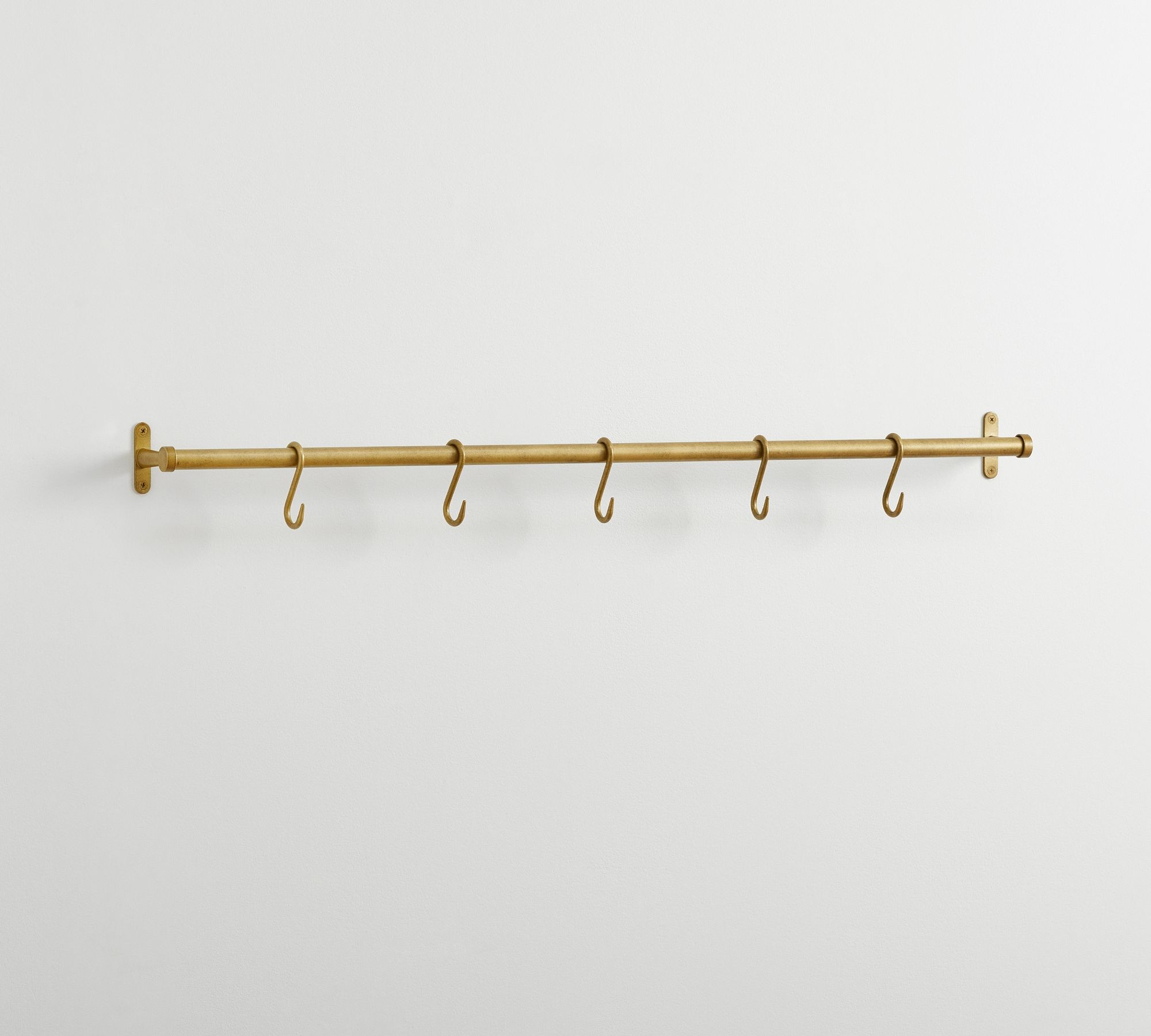 Manchester Brass Rail with Hooks