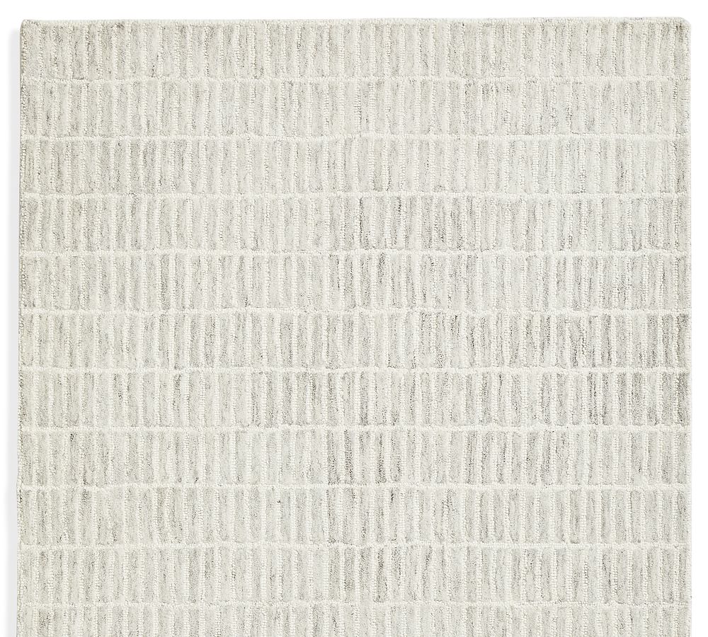 Open Box: Capitola Hand-Tufted Wool Rug