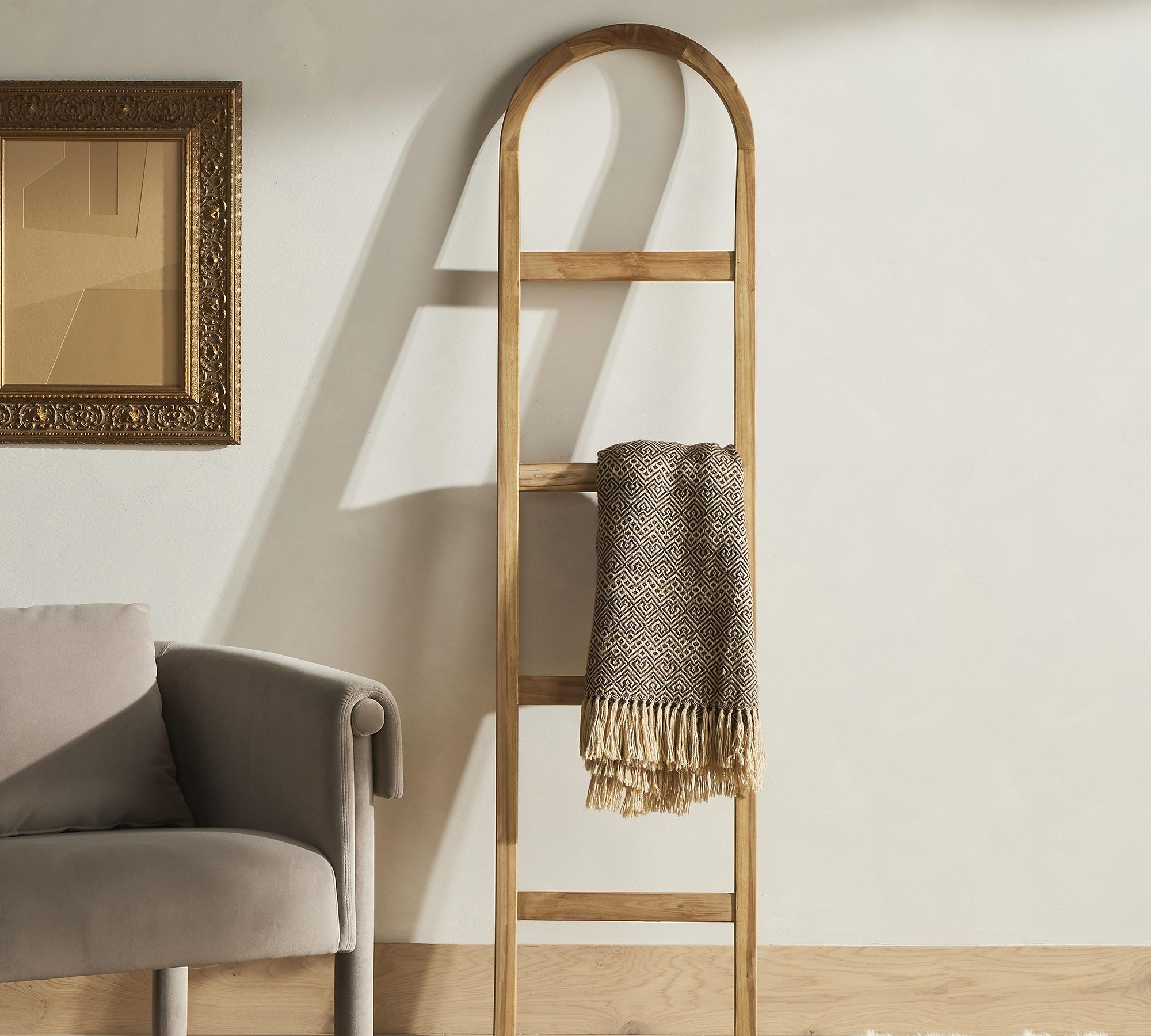 Arched Decorative Ladder