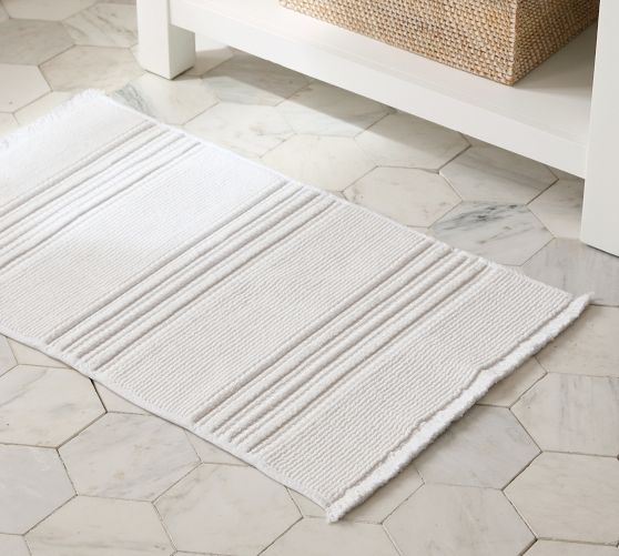 Pottery Barn Outlet shops Tub Mats (2)