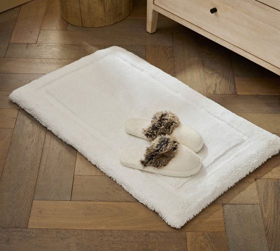 Bath Mats, Bathroom Rugs & Bathroom Linens Pottery Barn