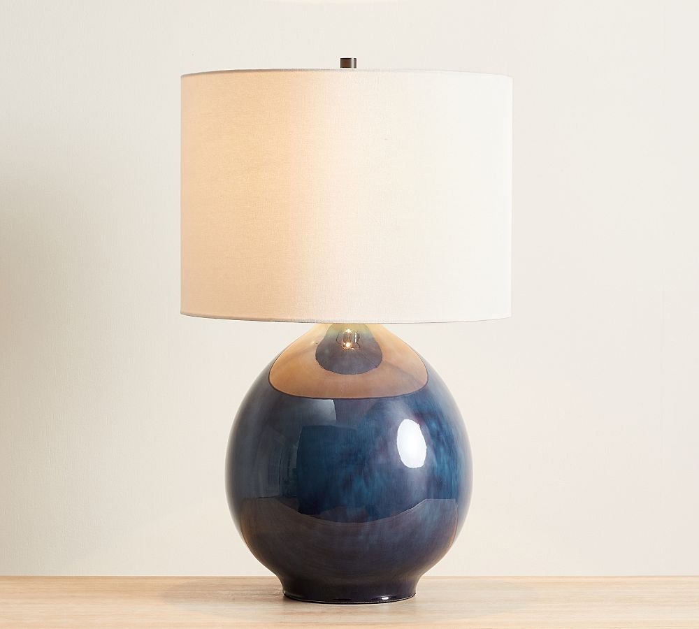 Jordan Ceramic Table Lamp in Blue