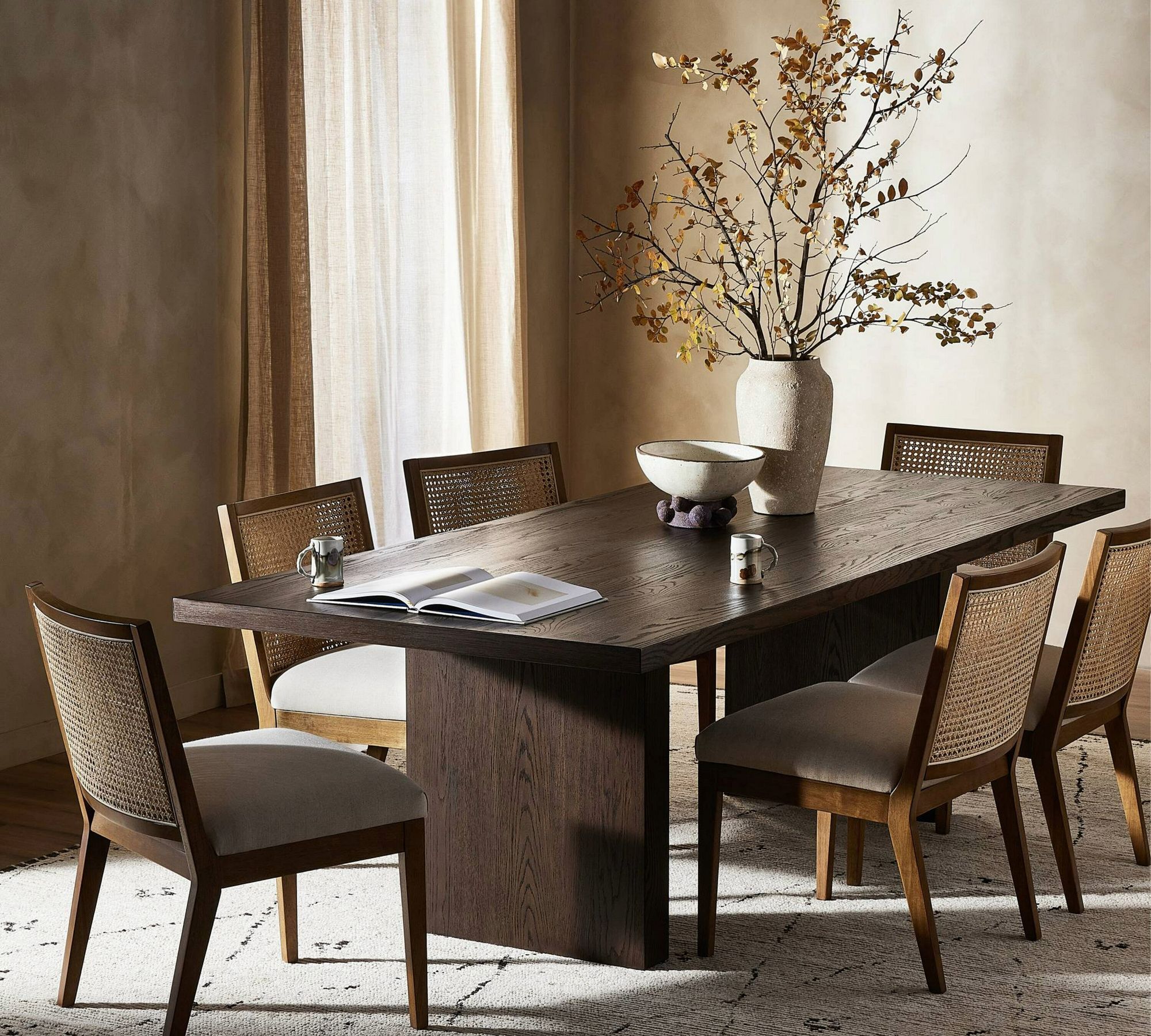 Belvedere Rectangular Dining Table