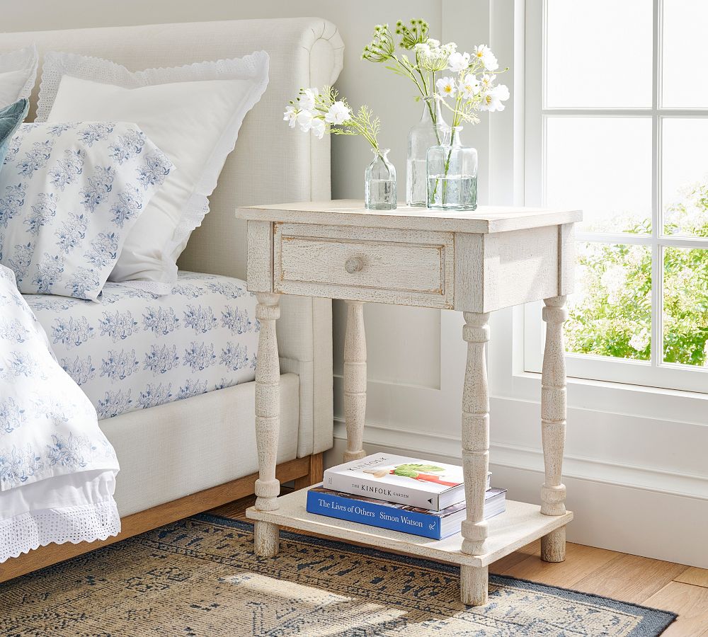 Louise Nightstand (24&quot;)