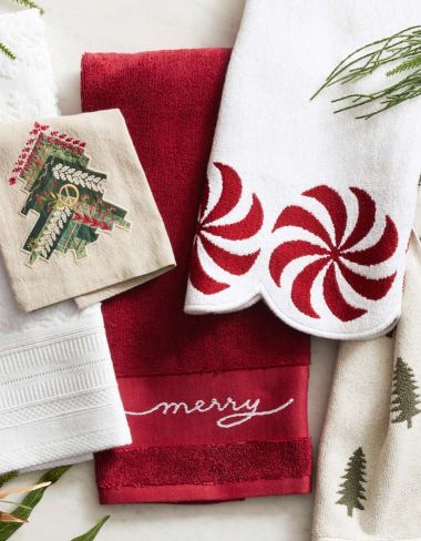 Holiday Bath Linens