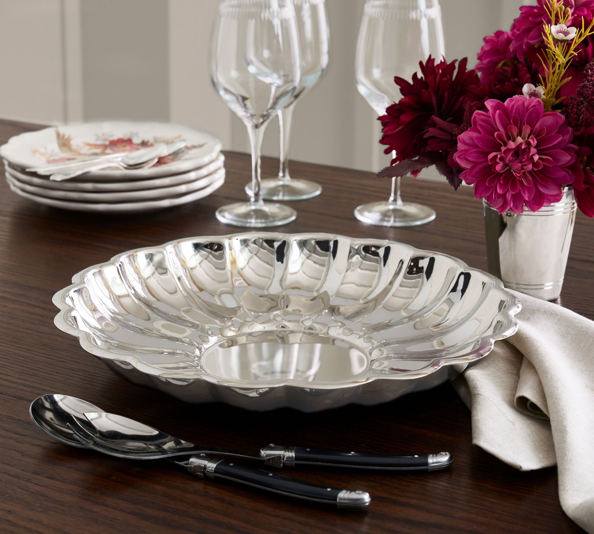 Heritage Silver Scalloped Serving Bowl