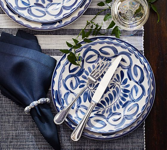 Blue patterned plates best sale