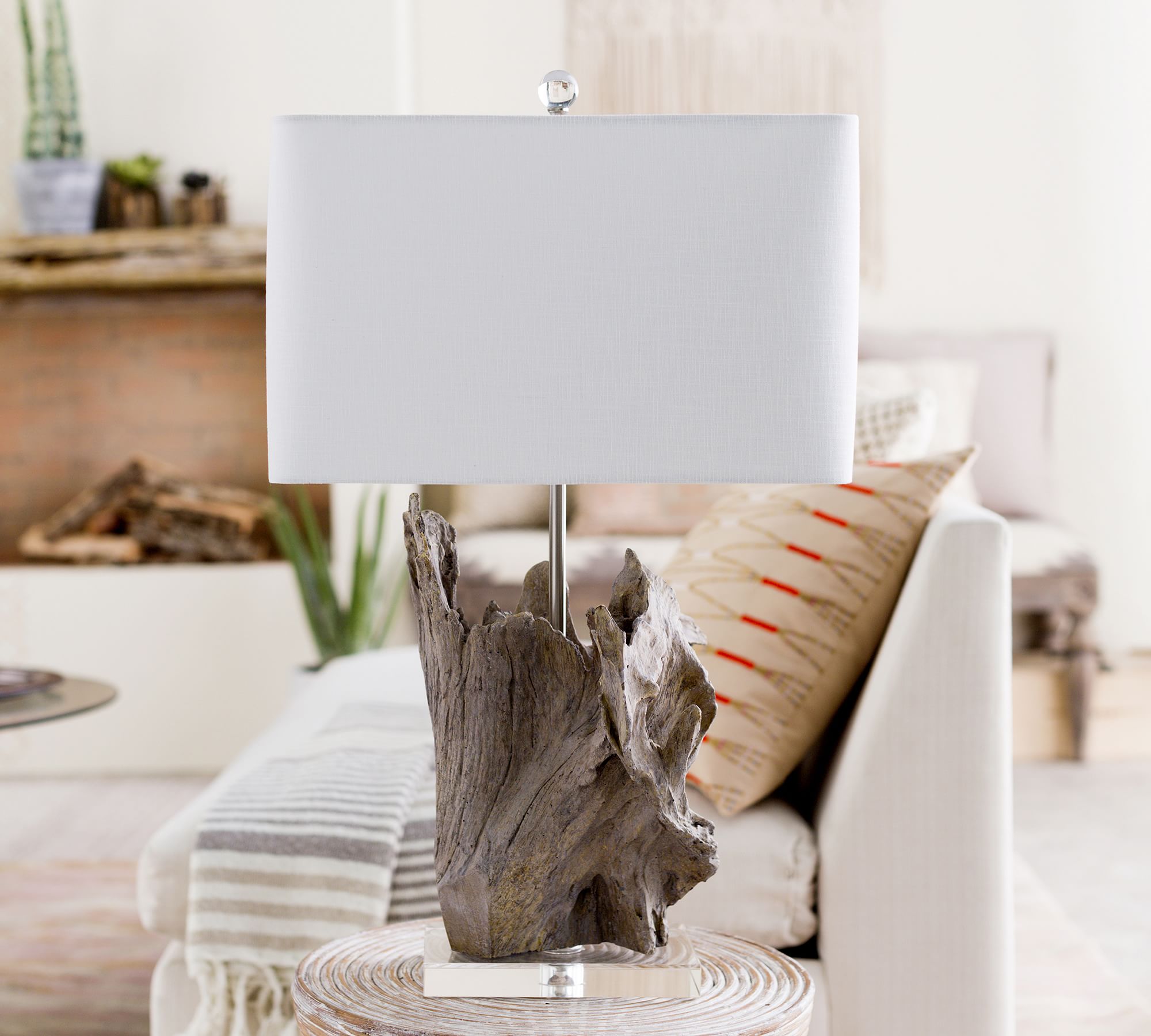 Darby Wood Table Lamp (26")