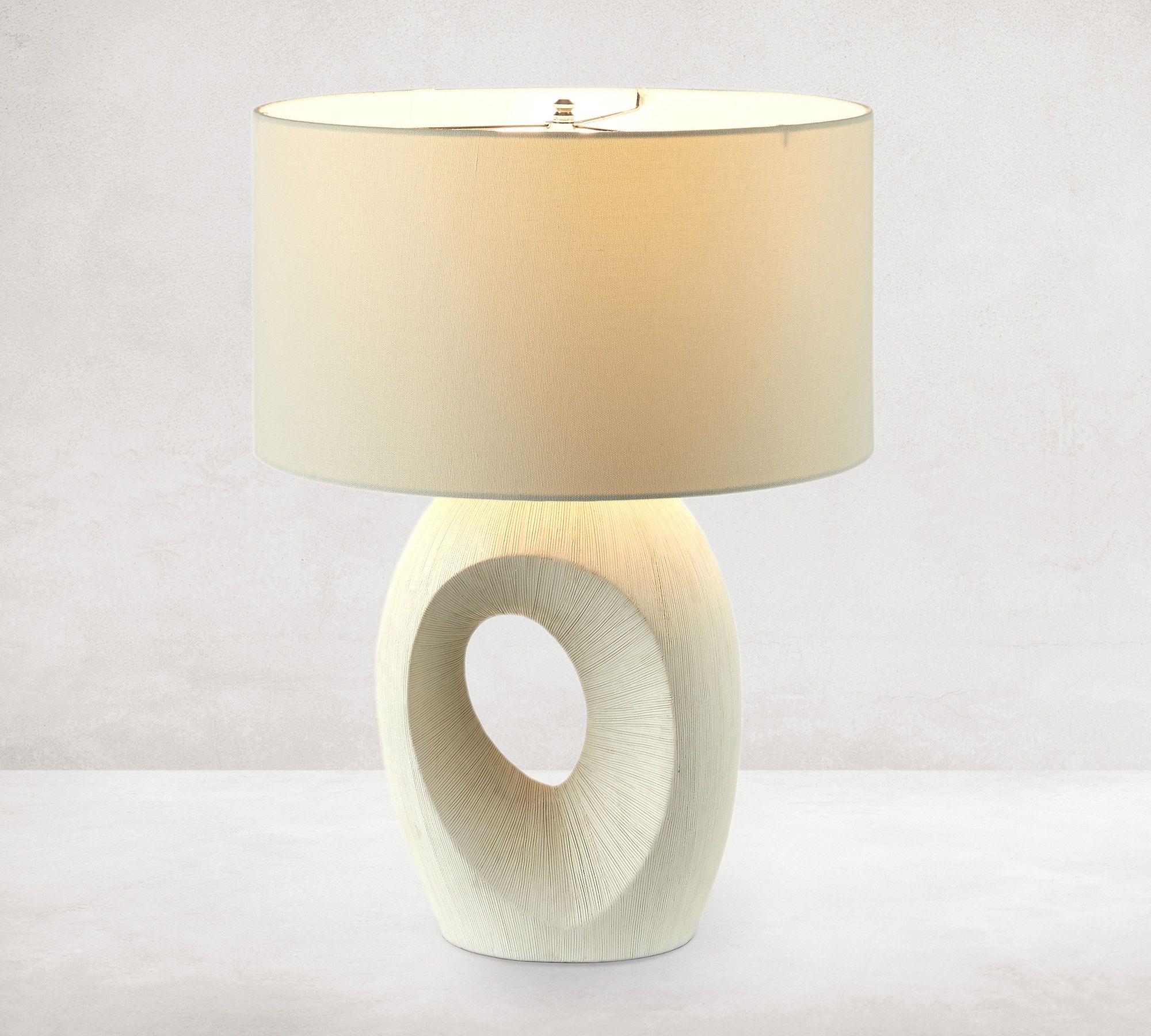 Lemay Ceramic Table Lamp (22")