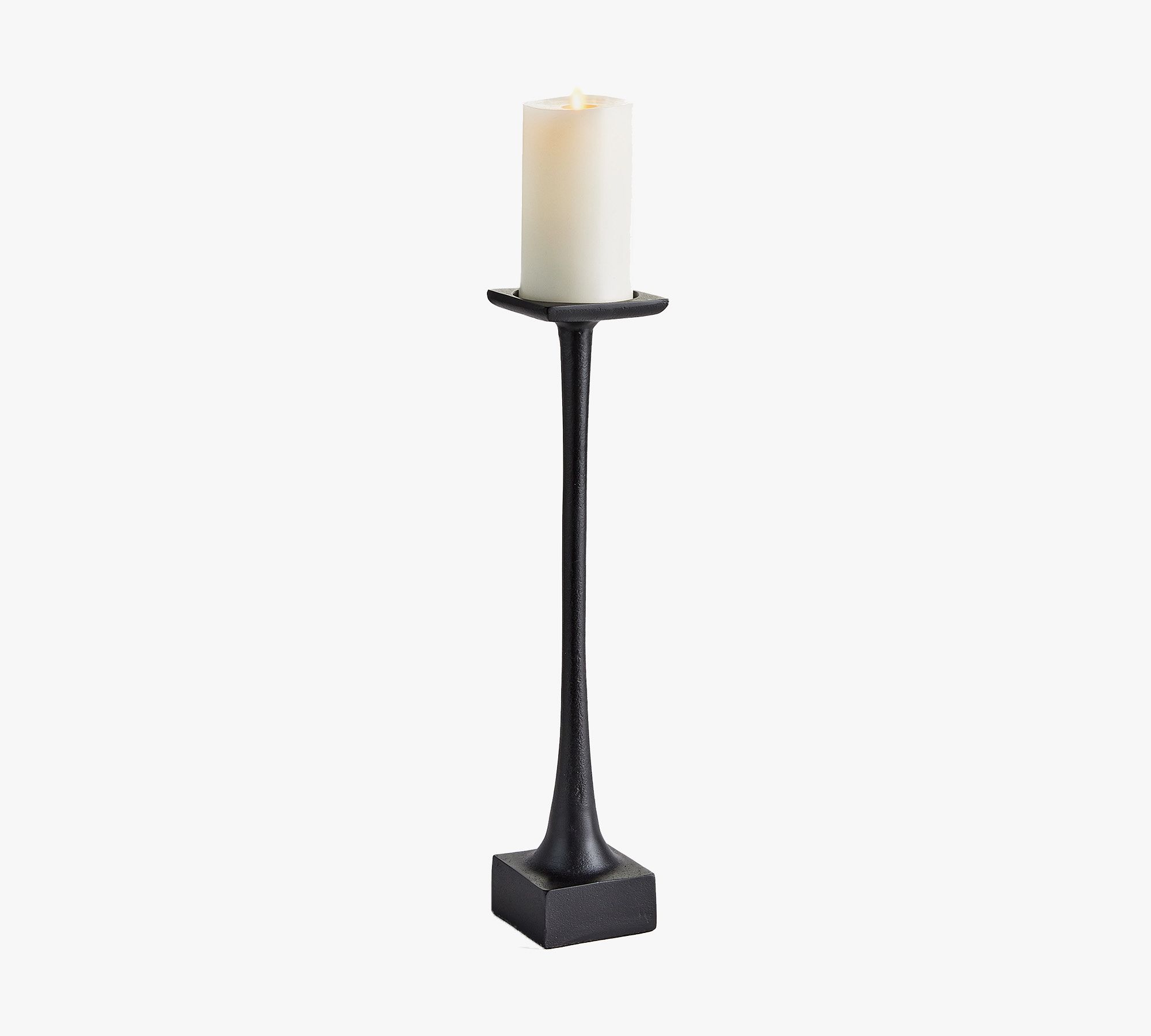 Neena Pillar Candleholder