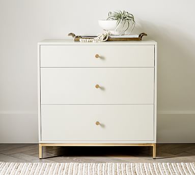 Delaney 3-Drawer Dresser (32