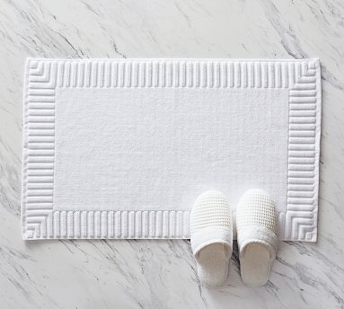Retreat Standard Bath Mat | Pottery Barn