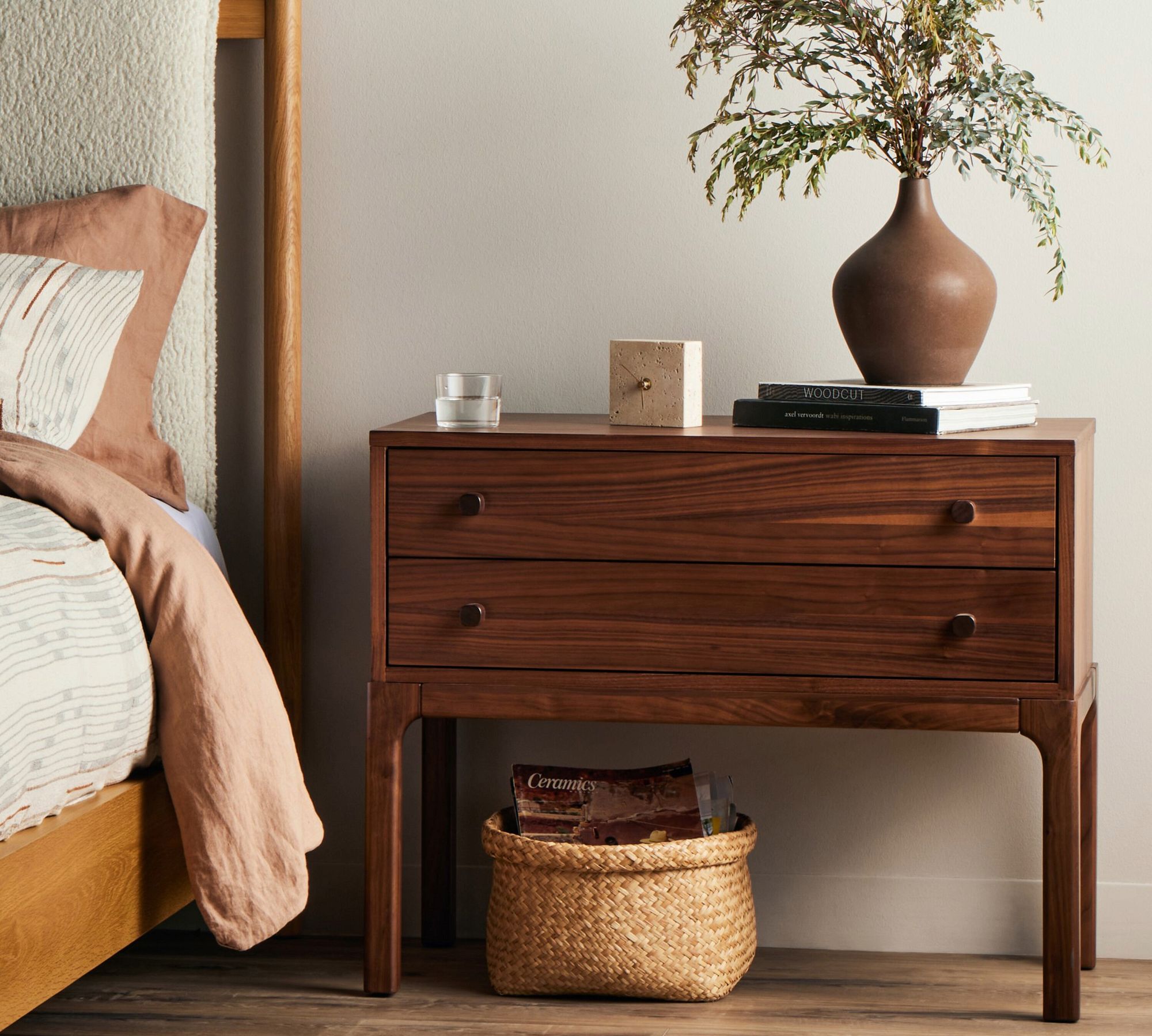 Zena Nightstand (32")