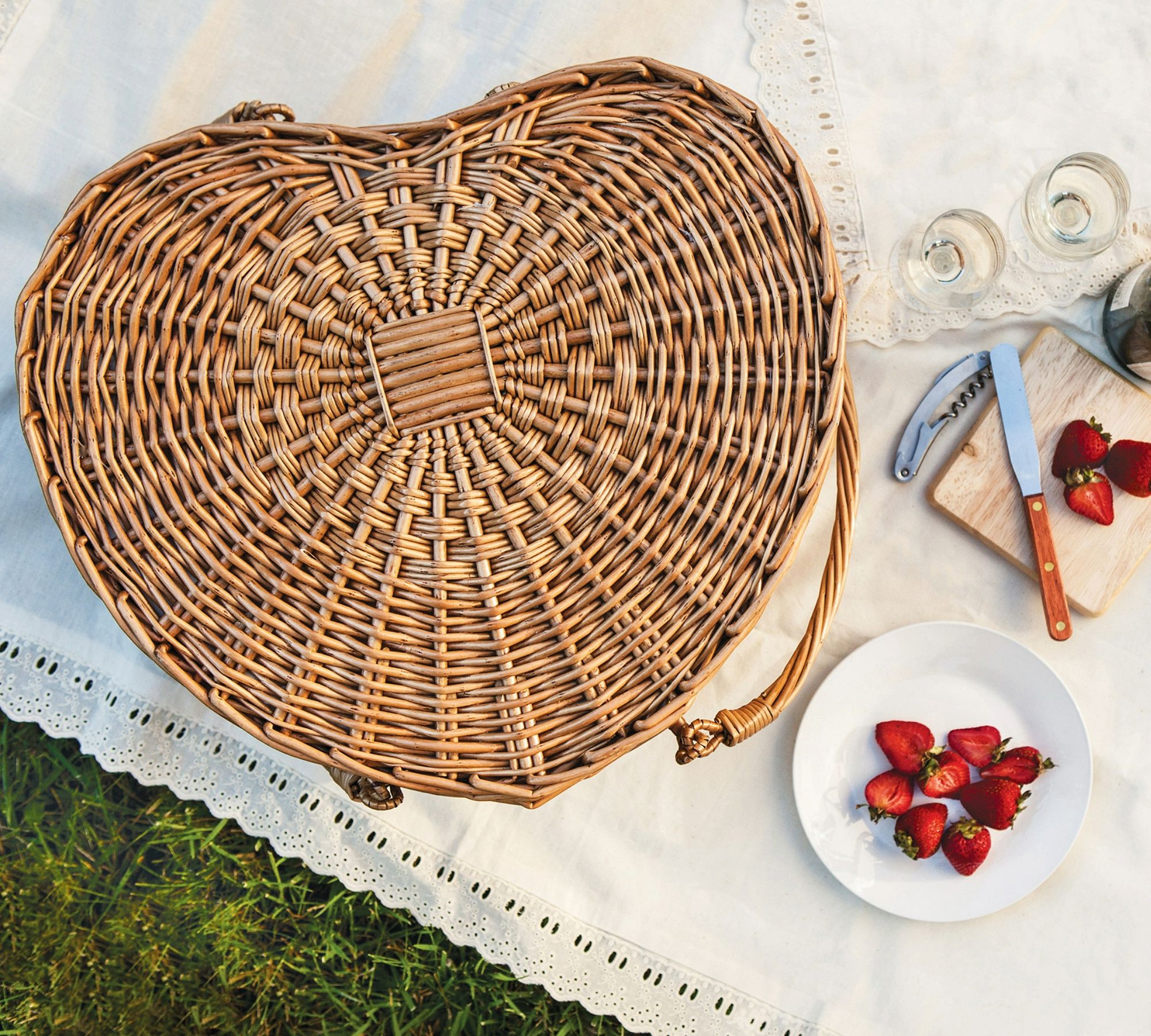 Heart Picnic Basket