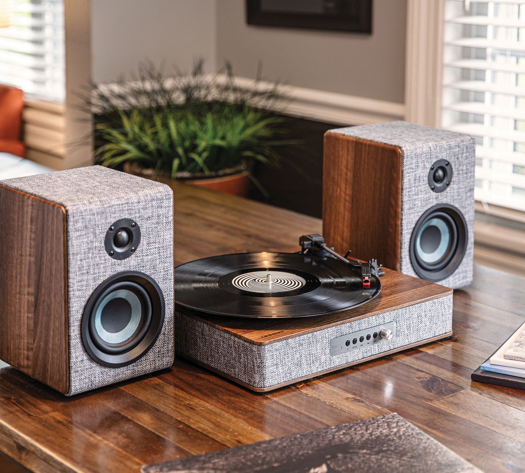 Crosley Aria Record Player with Speakers