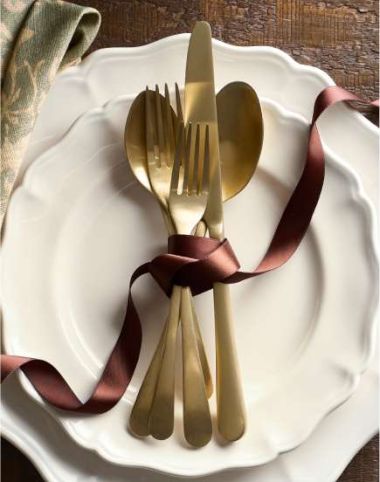 Pottery retailer Barn Gold Flatware Serving Set