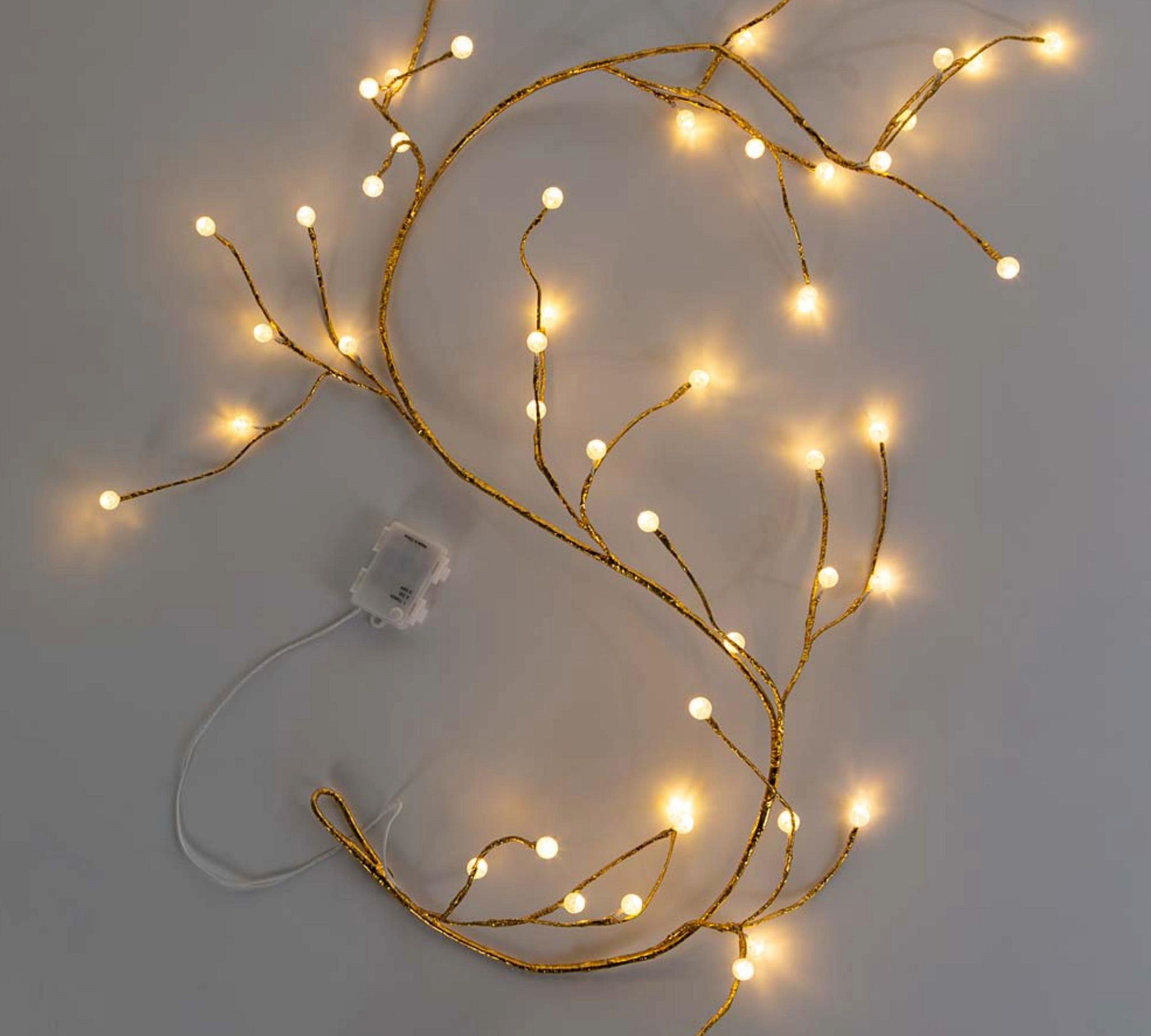 Gold Crackle Ball Lit Garland