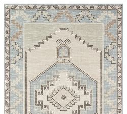 Lenora Persian-Style Rug