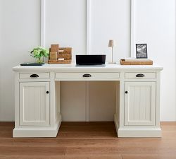 Aubrey Executive Desk (68&quot;)