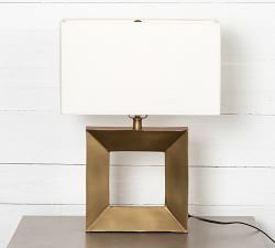 Branson Table Lamp (19&quot;)