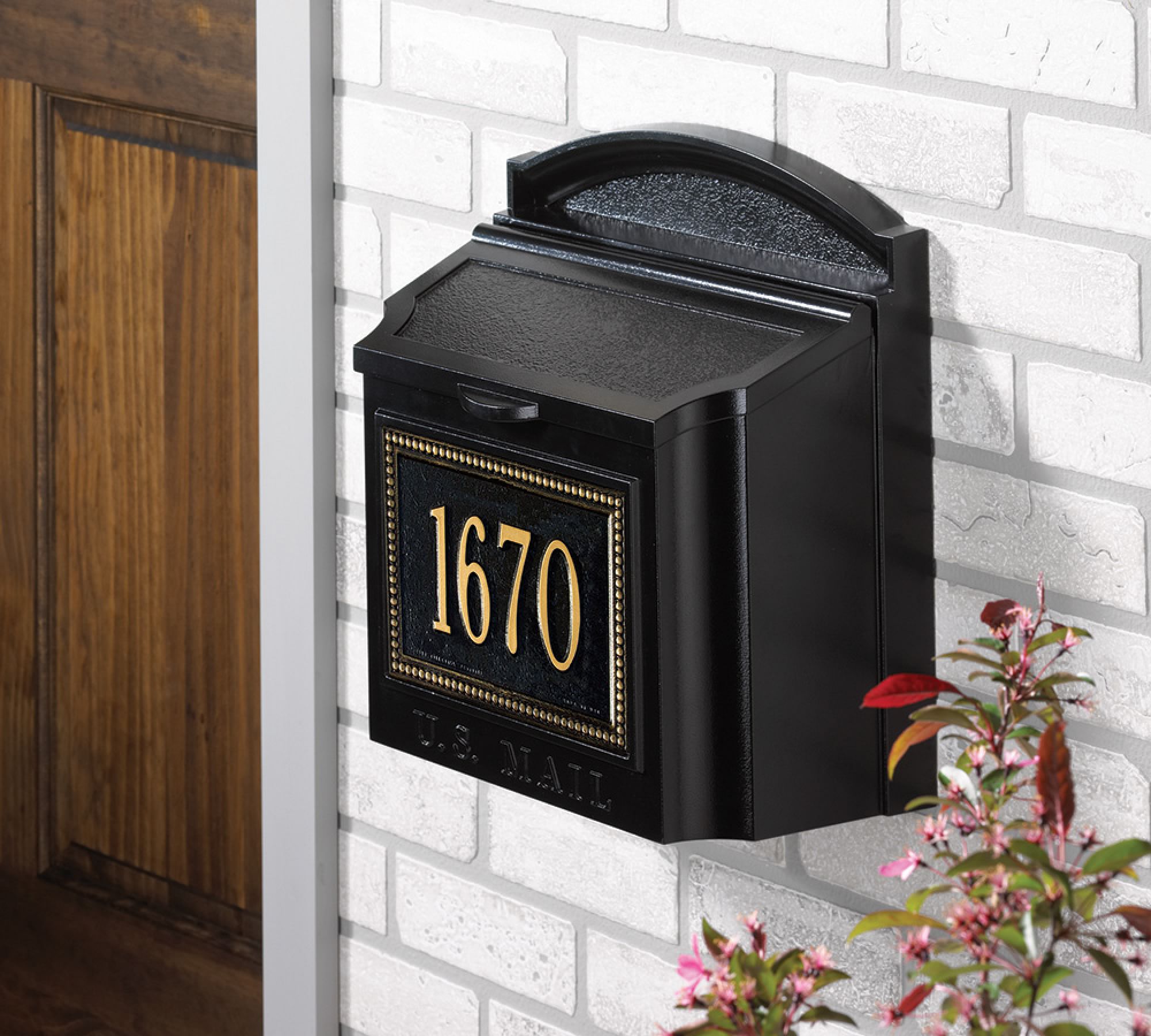 Beaded Wall Mailbox- Black/ Gold