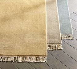 Fringed Rug Swatch - Free Returns Within 30 Days