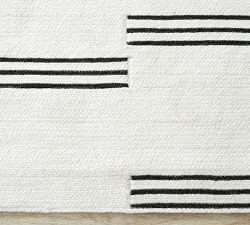 Torryn Outdoor Performance Rug | Pottery Barn