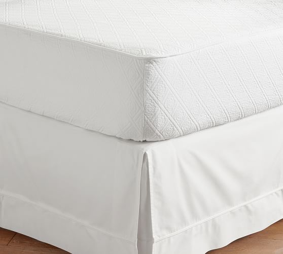 Reeve Matelasse Organic Cotton Daybed Mattress Cover | Pottery Barn