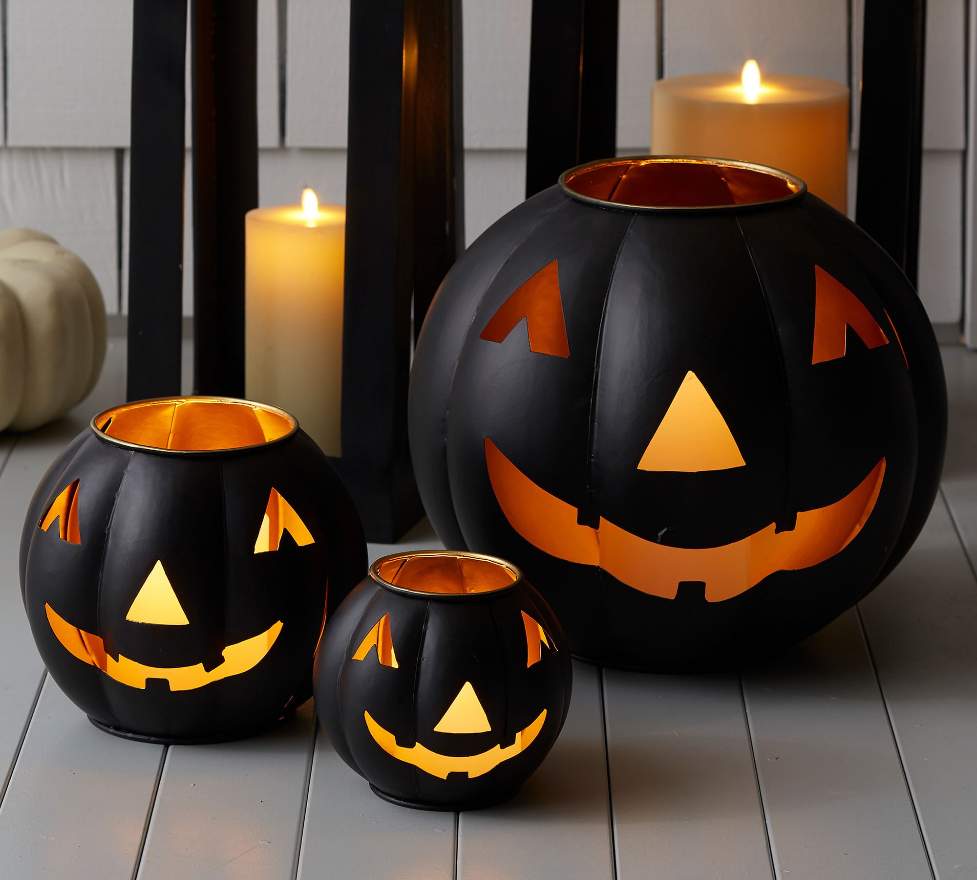 Metal Jack-O-Lantern Candleholder