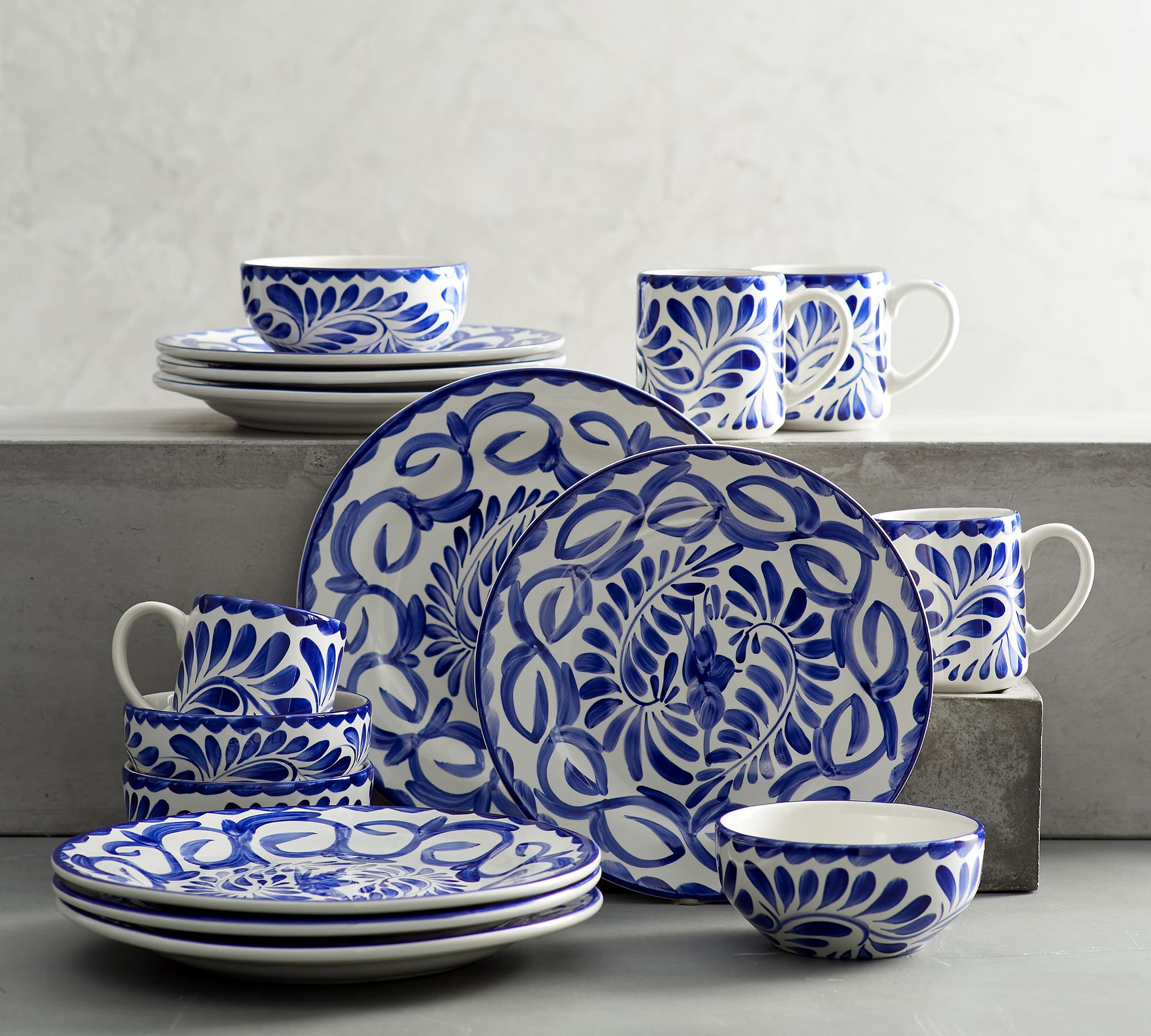 Puebla Stoneware Dinnerware Set