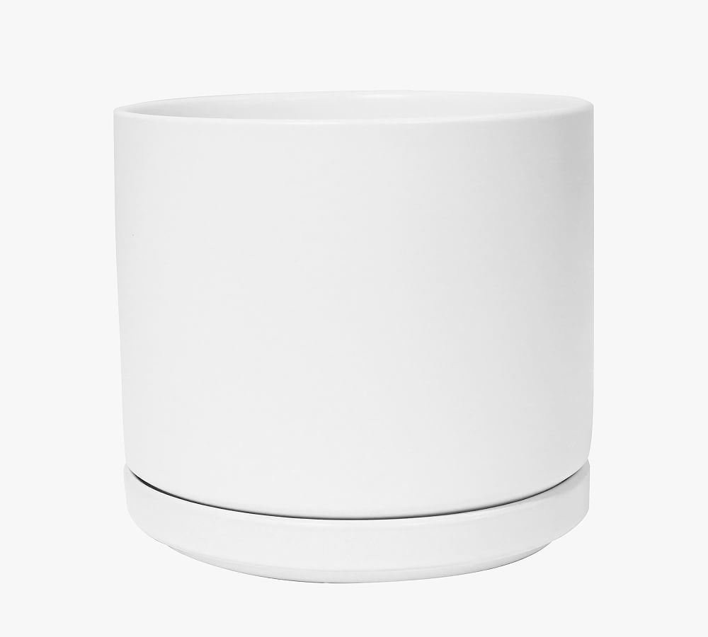 White Ceramic 8" Indoor/Outdoor Planter with Saucer