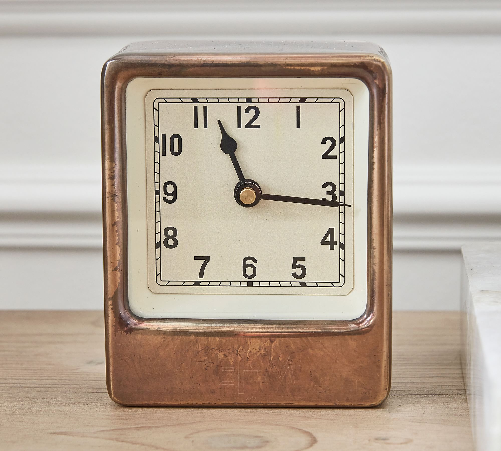 Anton Desktop Clock