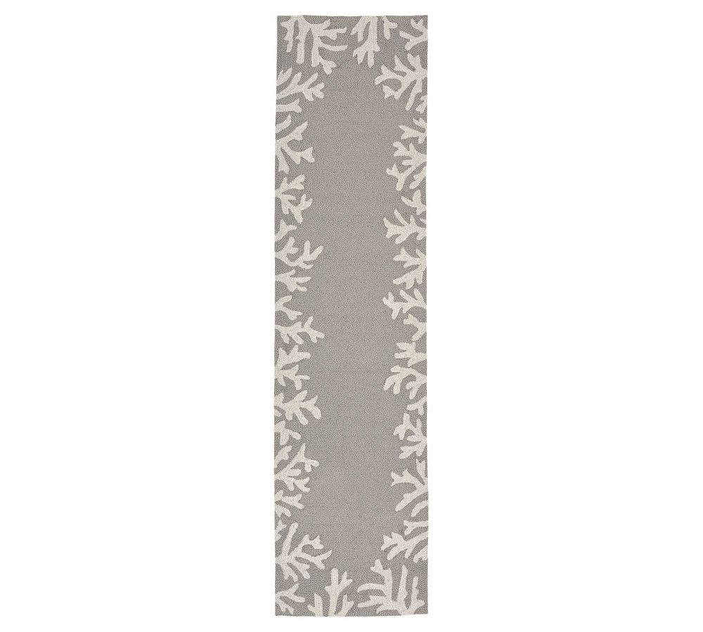 Coral Motif Silver Tufted Indoor/Outdoor Wool Blend Rug
