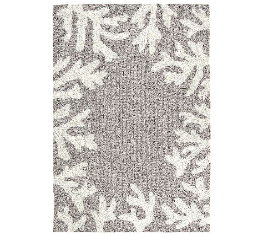 Coral Motif Silver and Coral Hand-tufted Wool Blend Indoor/Outdoor Rug