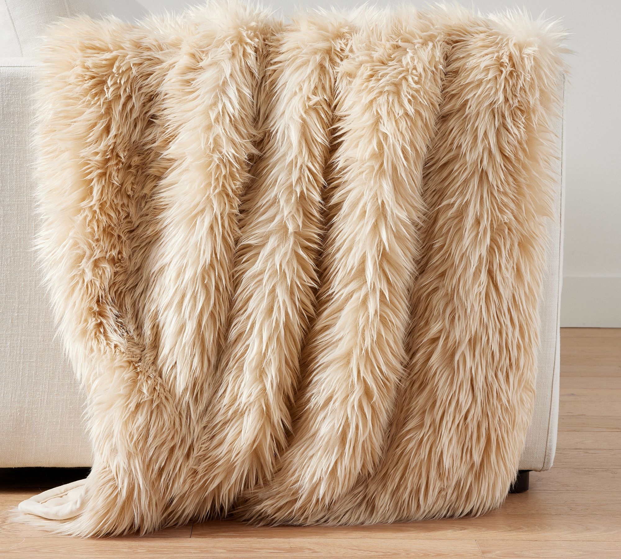 Luxe Faux Fur Throw