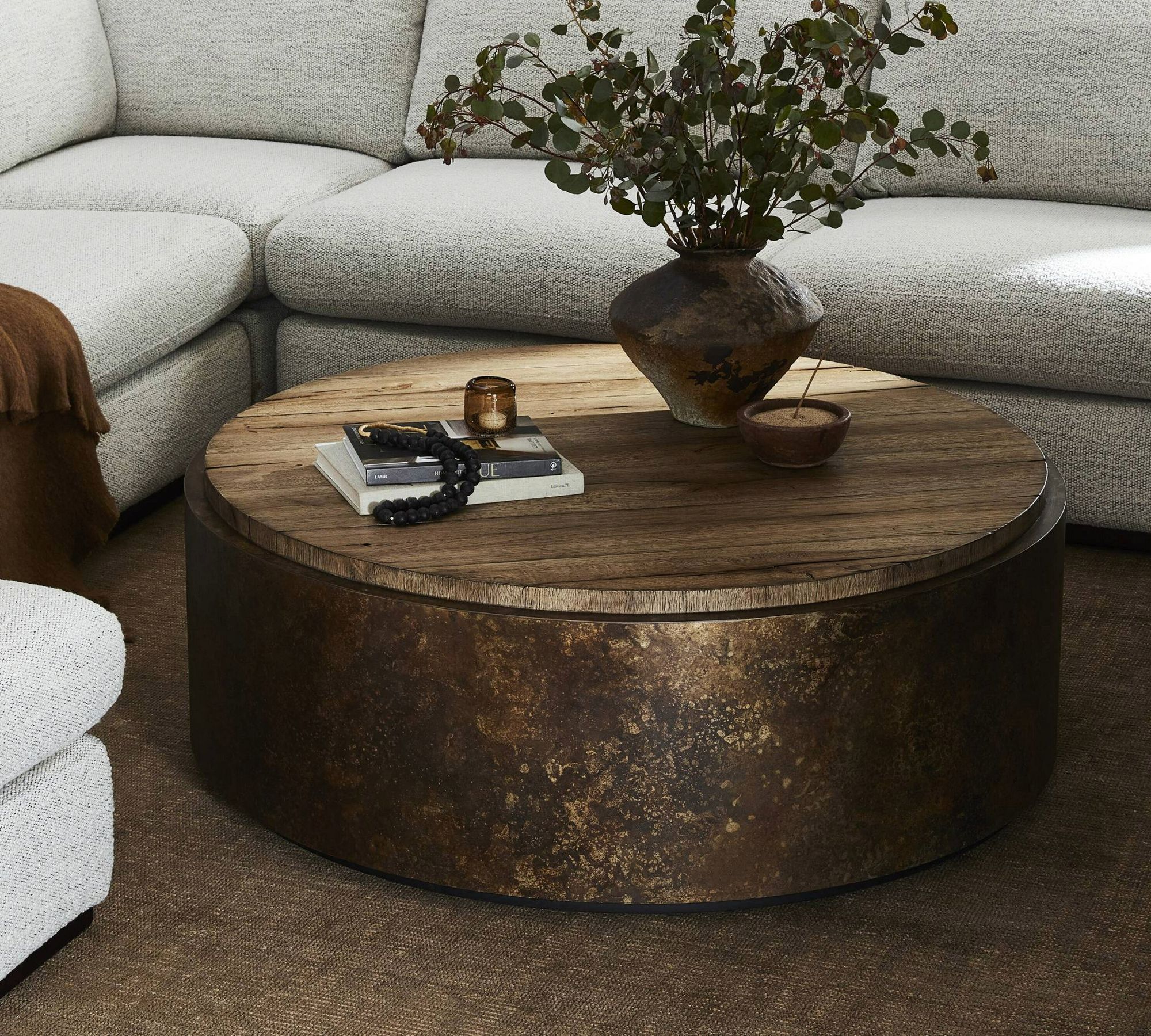 Ruthford Round Coffee Table (47.5")