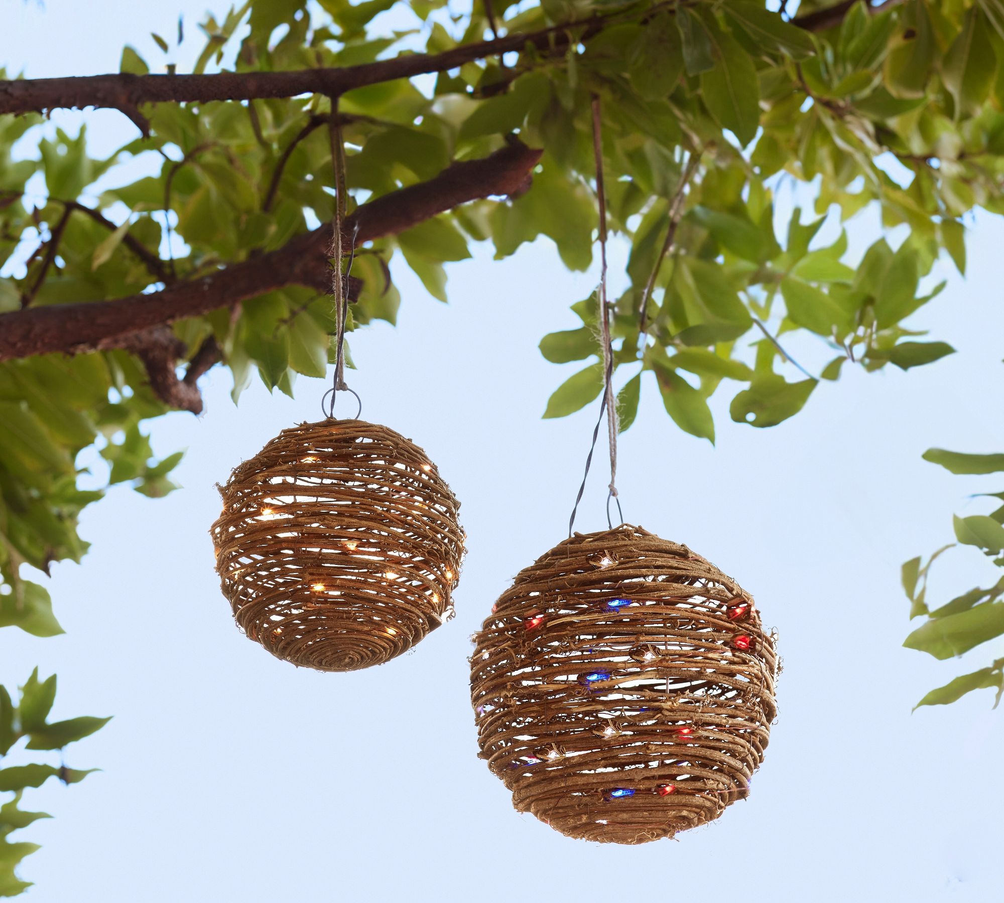 Rattan Twinkle Light Orb