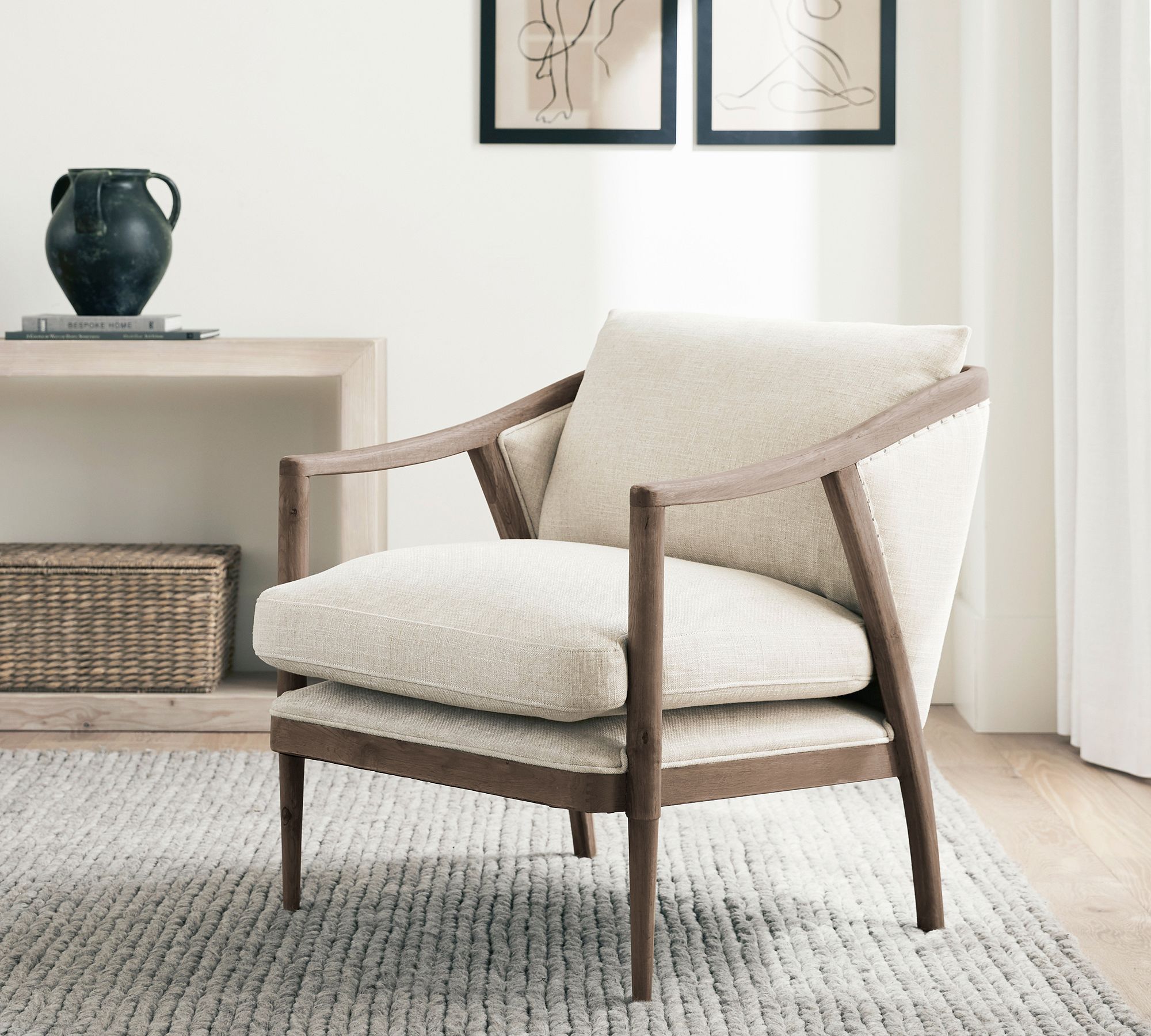 Lynn Chair