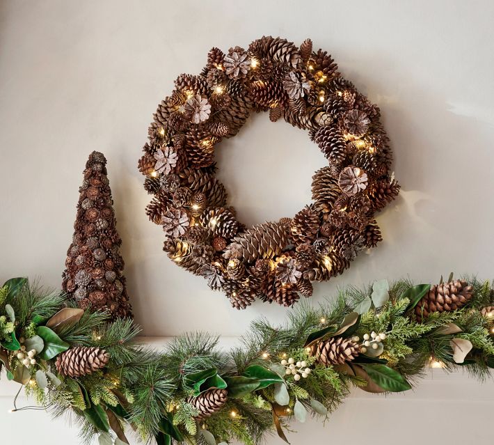 Mixed Floral online & Pinecone Wreath