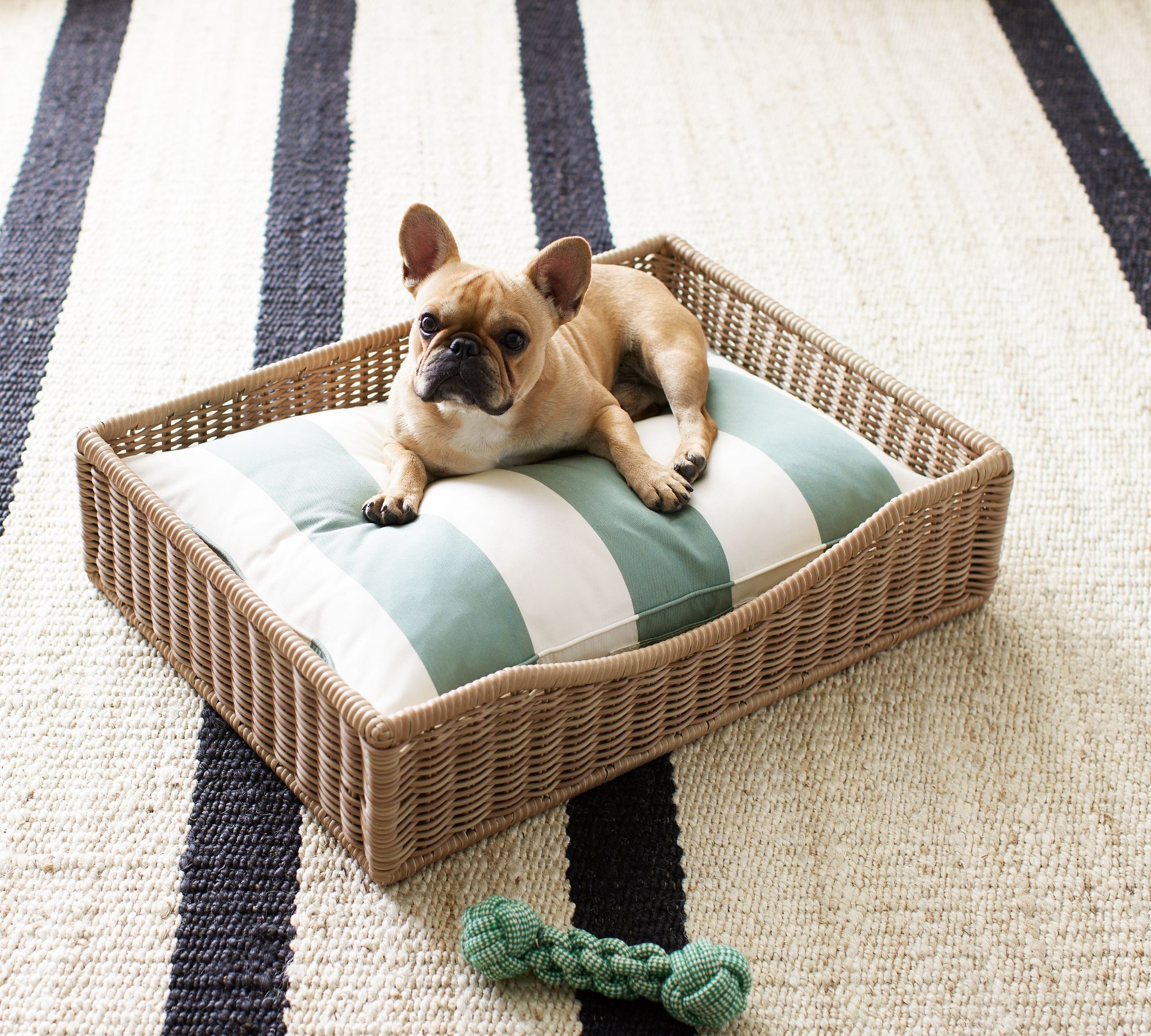 Huntington Wicker Woven Pet Bed Base