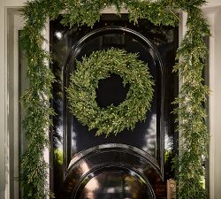 Faux Lit Juniper Berry Wreath &amp; Garland