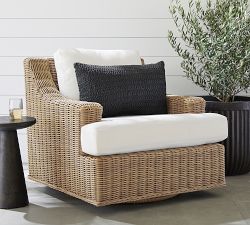 Huntington Wicker Slope Arm Swivel Outdoor Lounge Chair