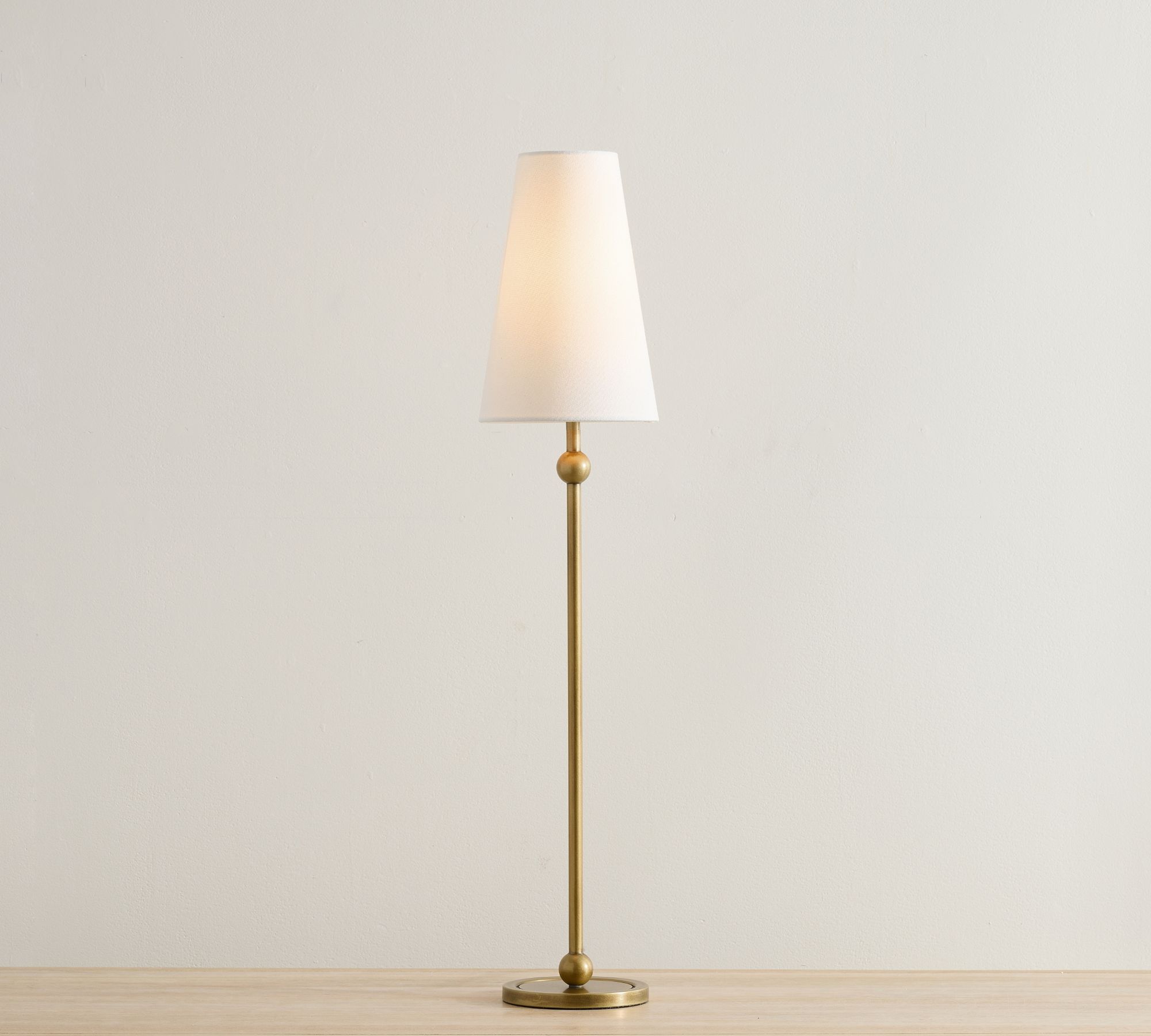 Palmer Table Lamp (22'-29")