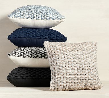 Cadyn Outdoor Pillow 20