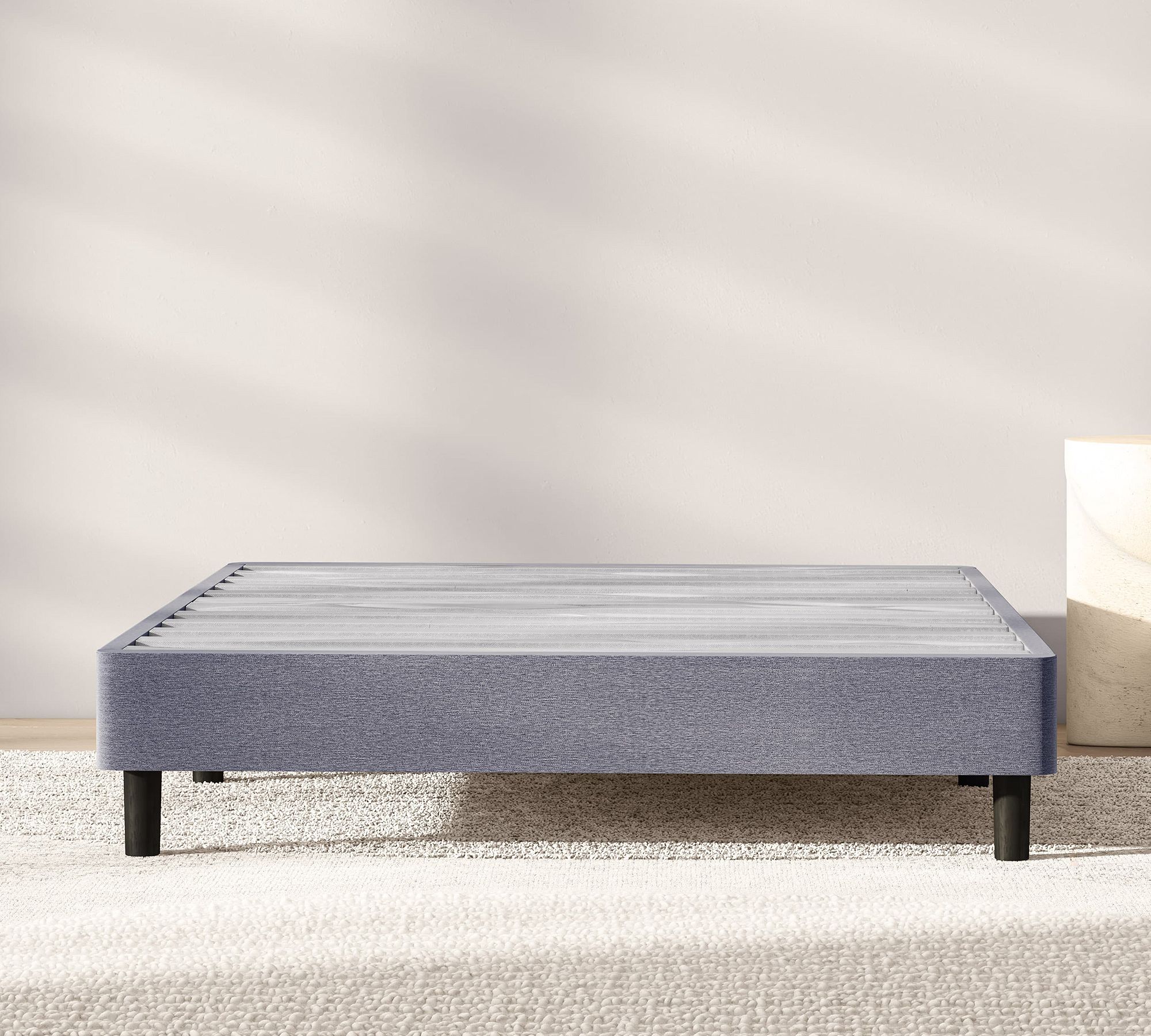 Leesa Platform Bed