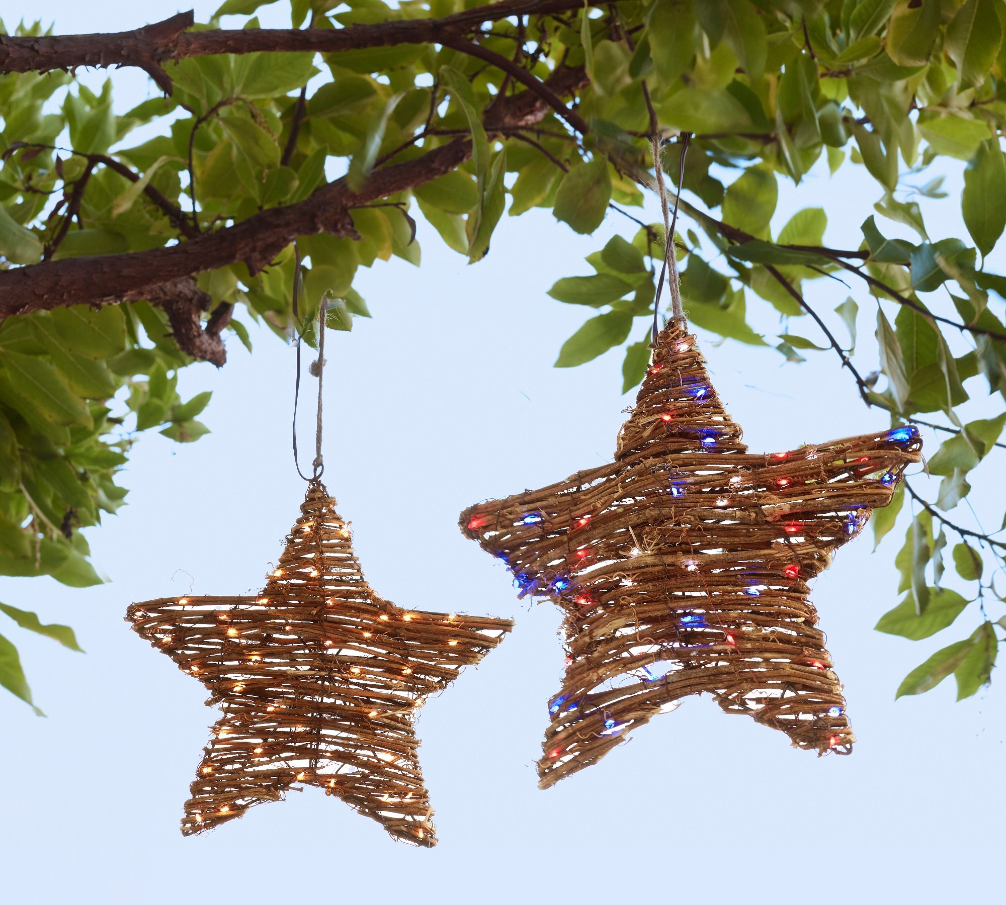 Rattan Twinkle Light Star