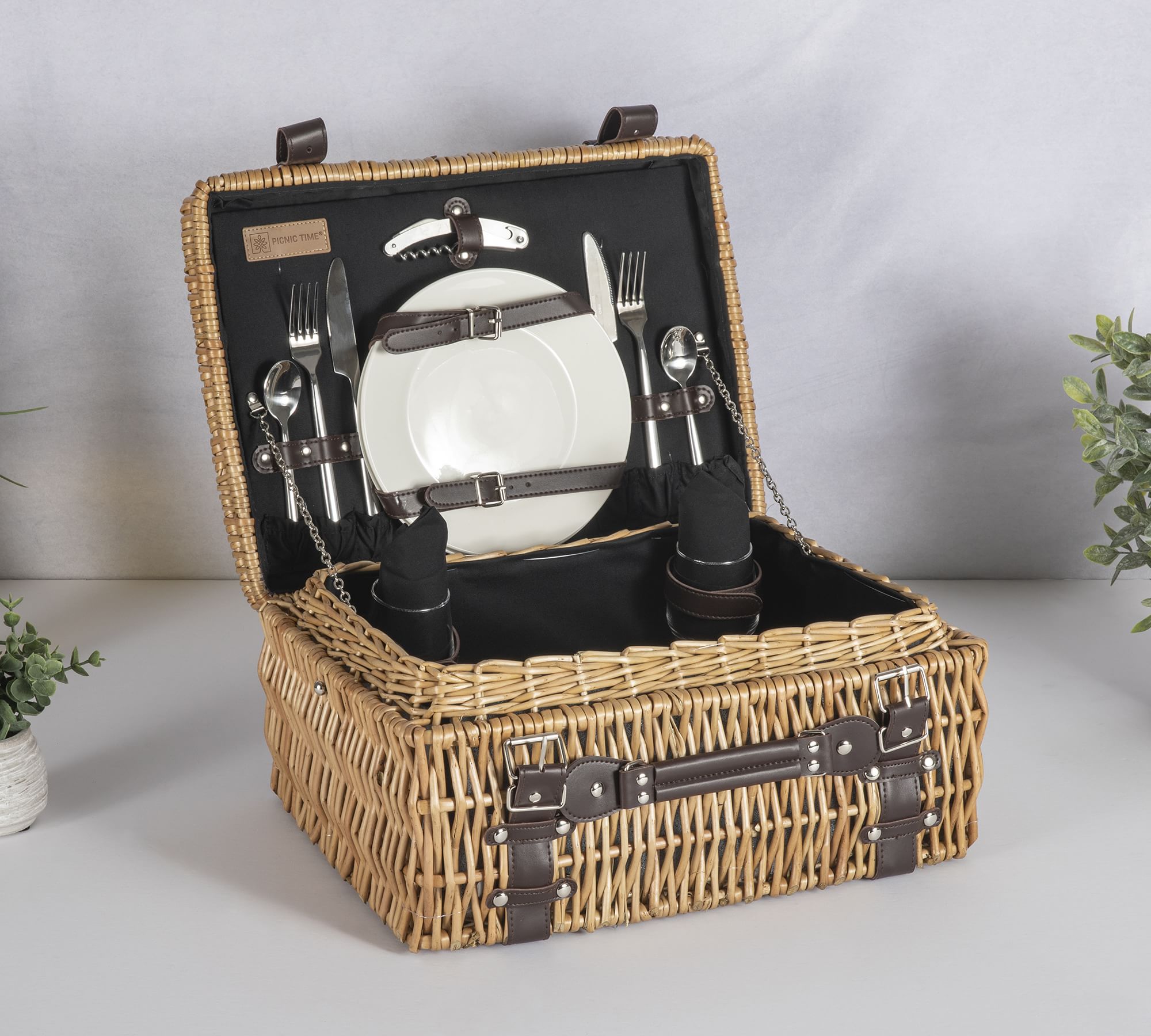 Bennett Picnic Basket - For 2