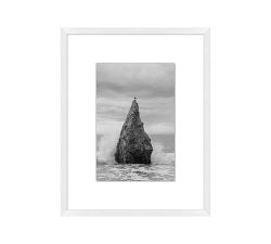 Pointed Rock by Leco Moura